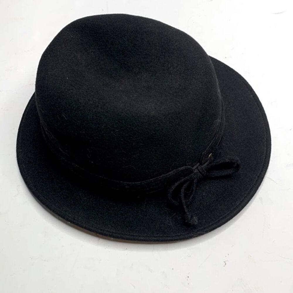 Betmar New York Black 100% Wool Cloche Bucket Rimmed Velvet Bow Trim Hat